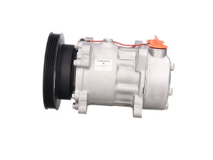 7700272412 R (RENAULT) Компрессор кондиционераRenault 19 88-00 Renault R19 II 1.4L 92-