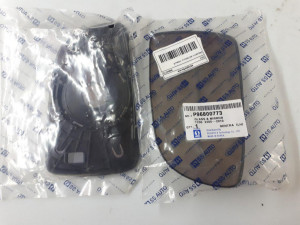 96800773 (GM) Вкладиш дзеркала лівийChevrolet Aveo 03-08 Chevrolet Aveo 06-16
