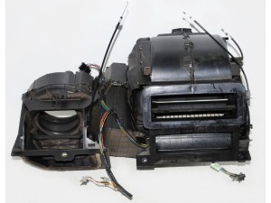 735389637 (FIAT) Корпус пічки з кондиціонеромFiat Doblo 00-09