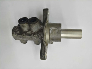 77363969 (FIAT) Главный тормозной цилиндр 4 выхода 05-Fiat Doblo 00-09