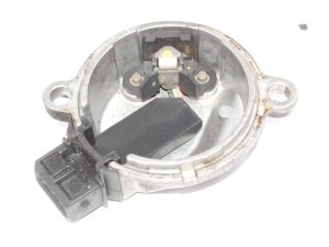 0232101024 (BOSCH) Датчик положения распредвалаVW Touareg 02-10 Audi A4 04-08 Skoda Octavia Tour 96-10