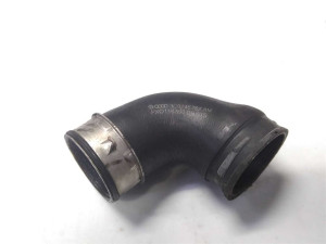 3C0145762AM (SKODA) Патрубок інтеркулера від радіат до дрос заслін 1.9TDI 8V, 2.0TDI 8VVW Caddy III 04-15 Audi A3 03-12 Skoda Octavia A5 04-13