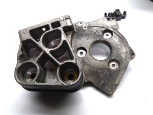 8200619372 (RENAULT) Кронштейн ТНВДRenault Laguna II 00-07