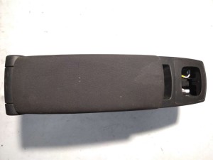 7711426456 (RENAULT) Підлокітник тканинаRenault Scenic III 09-16