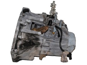 20UM16 (PEUGEOT) КПП 5 ступ гидр R15 отжим 2.2HDI 8VPeugeot Boxer 02-06 Citroen Jumper 02-06