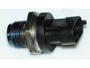 0281002534 (BOSCH) Датчик давления топлива в рейкеRenault Master II 97-10 Fiat Ducato 02-06 Honda CR-V 07-12