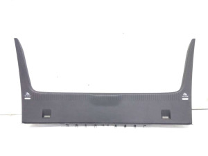 1K6863459L (VW) Накладка порога багажника хэтчбекVW Golf Plus 05-14 VW Jetta V 05-10 VW Golf V 03-09