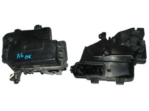 4F1907355A (AUDI) Корпус блока запобіжників моторного відсіку правийAudi A6 04-11