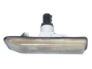 63132492180 (BMW) Повторитель поворота правый прозрачныйBMW 3 E36 93-99 BMW X5 E53 00-07