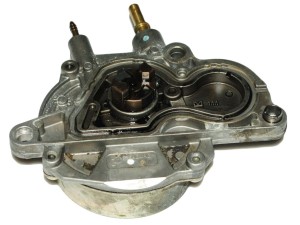 897385828 (OPEL) Вакуумный насосOpel Astra H 04-14 Opel Astra J 10-15 Opel Zafira B 05-12