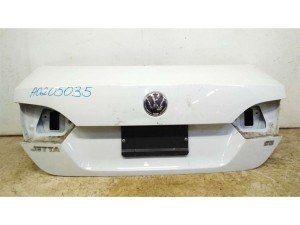 5C6827025A (VW) Кришка багажника -15VW Jetta VI 10-18