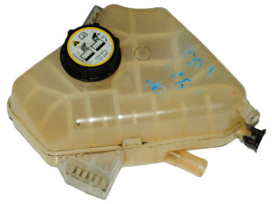 8V218K218AB (FORD) Бачок расширительный бензин
