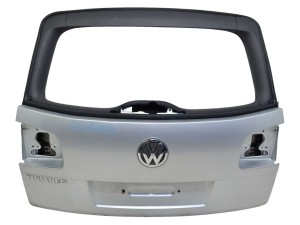 7L6827025AS (VW) Кришка багажника -08VW Touareg 02-10