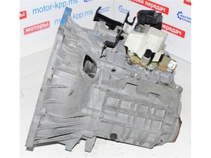 2S4R7002PB (FORD) КПП 5 ступ гидр нажим центрFord Focus I 98-04