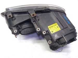 1T0941006P (VW) Фара права темна електрокоректором -11VW Touran 03-10 VW Caddy III 04-15