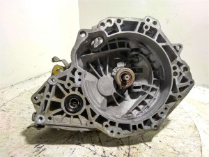 F17W394 (OPEL) КПП 5 ступ гидр нажим центр 1.3CDTI 16VOpel Combo B 94-01 Opel Combo C 01-11 Opel Corsa D 06-15