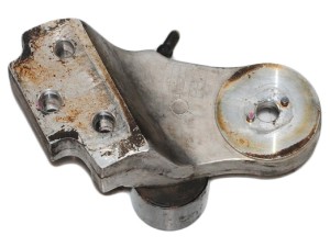 218211G000 (KIA) Кронштейн подушки двигуна правийKia Rio 06-11