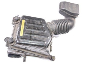 2811138005 (HYUNDAI) Корпус повітряного фільтраHyundai Sonata EF 98-04