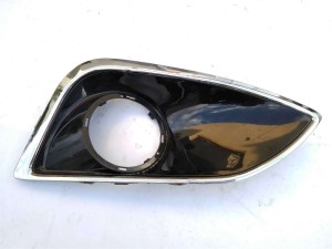 865862Y000 (HYUNDAI) Накладка бампера переднього права хром під птфHyundai Tucson (IX35) 09-16