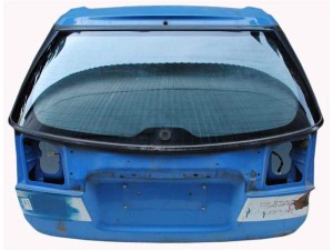 60800AE050 (SUBARU) Крышка багажника стекло универсалSubaru Legacy 99-03