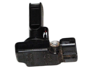 2220427010 (TOYOTA) Расходомер воздуха -06Toyota Land Cruiser 100 98-07 Toyota Corolla 02-07 Toyota Avensis 03-10