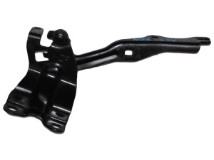 BBM252410A (MAZDA) Петля капота праваяMazda 3 09-14 Mazda 3 13-19