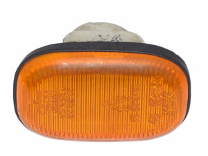 8173117051 (TOYOTA) Повторитель поворота желтыйToyota Starlet 95-99 Toyota Prius 00-03 Toyota RAV4 00-05