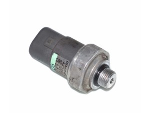 4434400050 (TOYOTA) Датчик давления кондиционераToyota Land Cruiser 100 98-07 Toyota Corolla 02-07 Lexus LX470 98-07