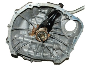 TY755XT7AA (SUBARU) КПП 5 ступ 4*4 гід натискSubaru Forester 02-08