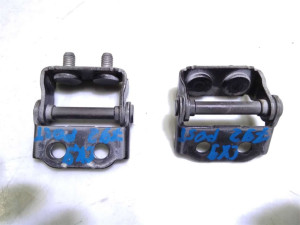 L20962210A (MAZDA) Петля крышки багажника комплектMazda CX-9 06-15