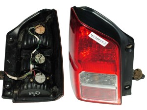 26555EB300 (NISSAN) Фонарь левыйNissan Pathfinder R51 04-14