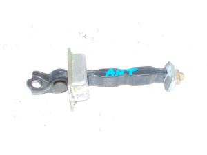 804308H300 (NISSAN) Ограничитель двери переднейNissan X-Trail T30 00-09
