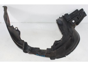 638408H900 (NISSAN) Підкрилок передній правий -04Nissan X-Trail T30 00-09