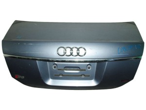 4F5827023F (AUDI) Крышка багажника седан -09