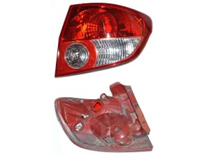 924021C010 (HYUNDAI) Фонарь правый -05