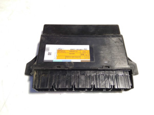 8M5T19G481AG (FORD) Блок электронный BCMFord C-MAX 02-10 Ford Kuga 08-13 Ford Focus II 04-11