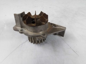 PA641 (GRAF) Помпа системи охолодженняFiat Ulysse 94-02 Peugeot 406 97-04 Citroen Xsara 00-06