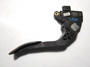 180023RA0B (NISSAN) Педаль газа электрическая пластик 13-Nissan Sentra 12-21 Nissan Leaf 10-17 Nissan Juke 10-19