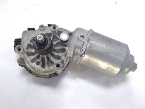 8250A178 (MITSUBISHI) Моторчик стеклоочистителя переднийMitsubishi ASX 10-23 Mazda CX-7 06-12 Toyota RAV4 05-13