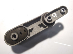 6793362 (BMW) Опора КППBMW i3 13-22