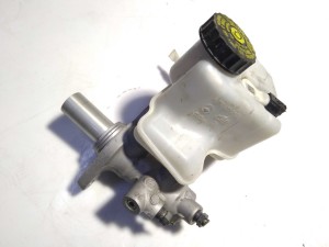 A2124300601 (MERCEDES-BENZ) Головний гальмівний циліндр 2 виходиMercedes-Benz E-Class W212 09-16