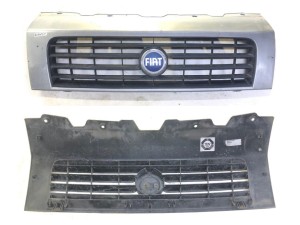 1308067070 (FIAT) Решітка радіатора