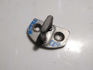 825700792R (RENAULT) Ответная часть замка двериRenault Trafic 14-