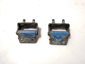 MR987773 (MITSUBISHI) Петля крышки багажникаMitsubishi Grandis 03-11