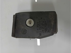 51007387877 (BMW) Наполнитель крыла задний левогоBMW i3 13-22