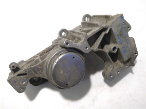11220JD700 (NISSAN) Опора двигуна ліва верхняNissan X-Trail T31 07-14 Nissan Qashqai 07-14
