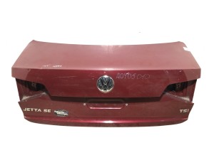 5C6827025E (VW) Кришка багажника 15-VW Jetta VI 10-18