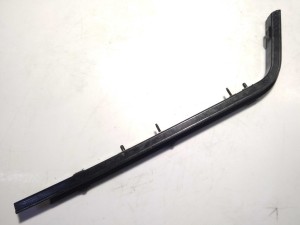 51837580 (FIAT) Напрямна роликів бік дверей лівої середняFiat Doblo 15- Fiat Doblo 09-15 Opel Combo D 11-18