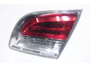 TD84513F0A (MAZDA) Ліхтар внутрішній правий -09Mazda CX-9 06-15