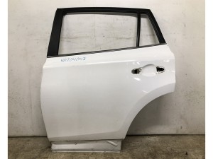 6700442180 (TOYOTA) Дверь задняя леваяToyota RAV4 HYBRID 15-18 Toyota RAV4 13-18